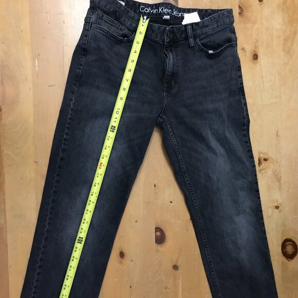 Calvin Klein Slim Straight Jeans – Size 32x30 - Picture 6 of 8